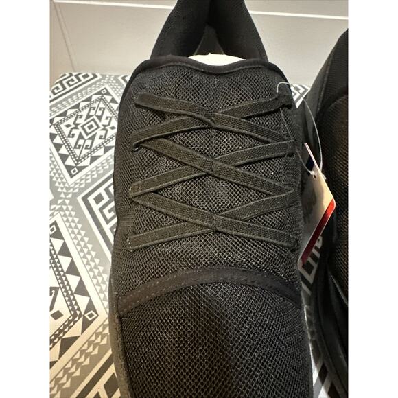 Drew Men's Strength Athletic Shoes Solid Slip-On Mesh Official Velcro Size 7M‎ - Picture 2 of 12